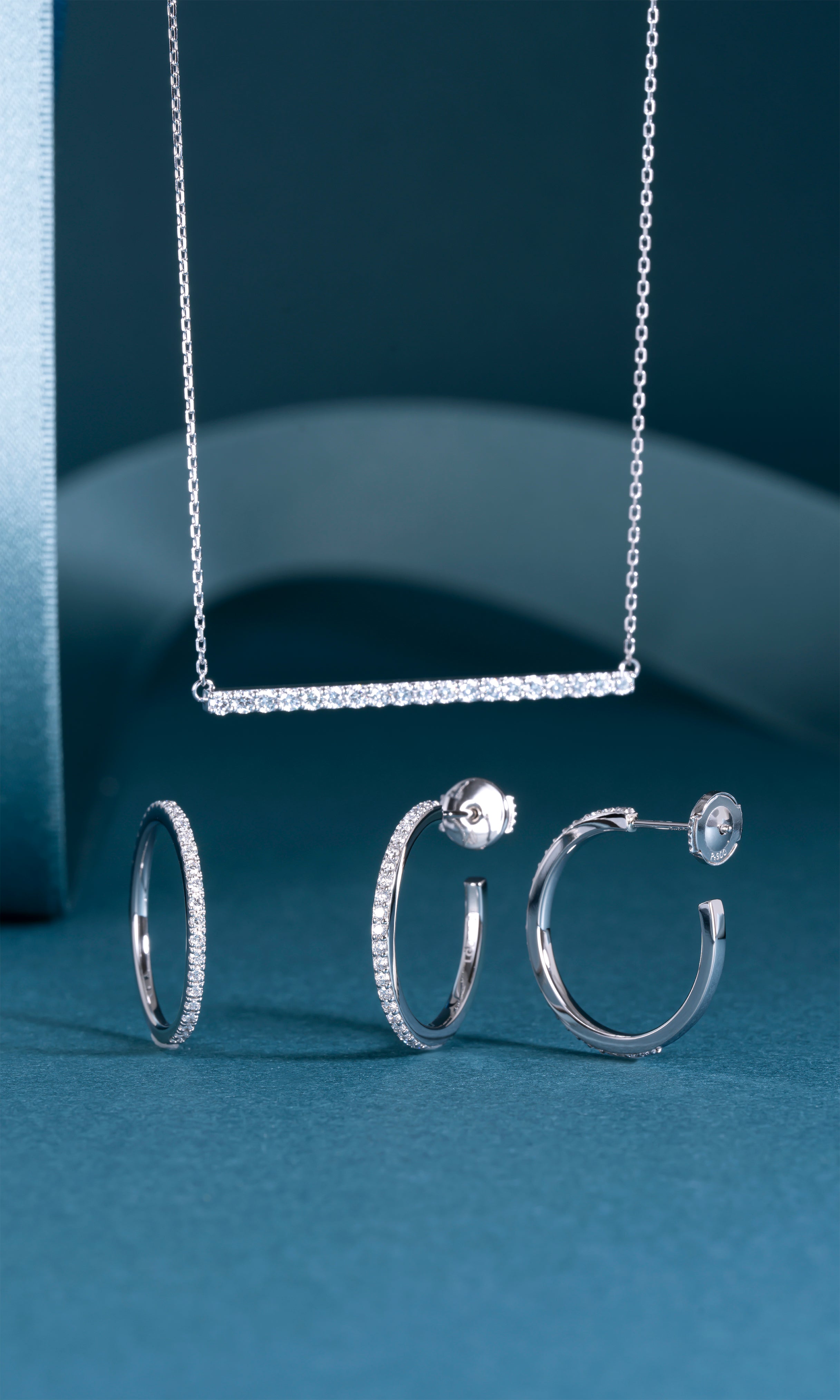 0.4ct ダイヤモンド ラインネックレス